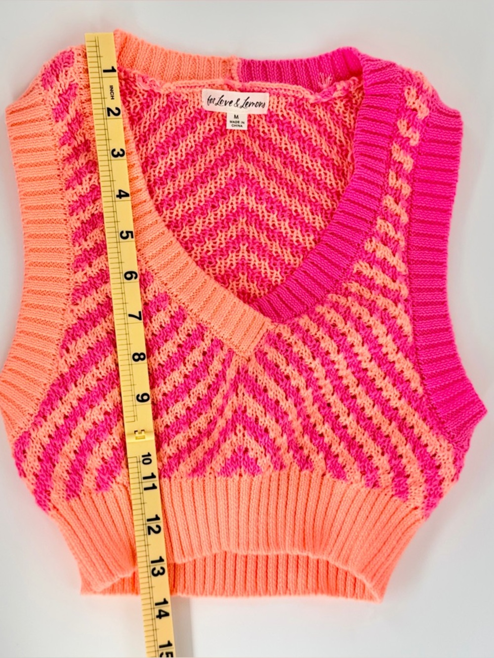 For Love & Lemons Cropped Knit Vest Size Medium Pink Orange Chevron Vibrant - Picture 6 of 6